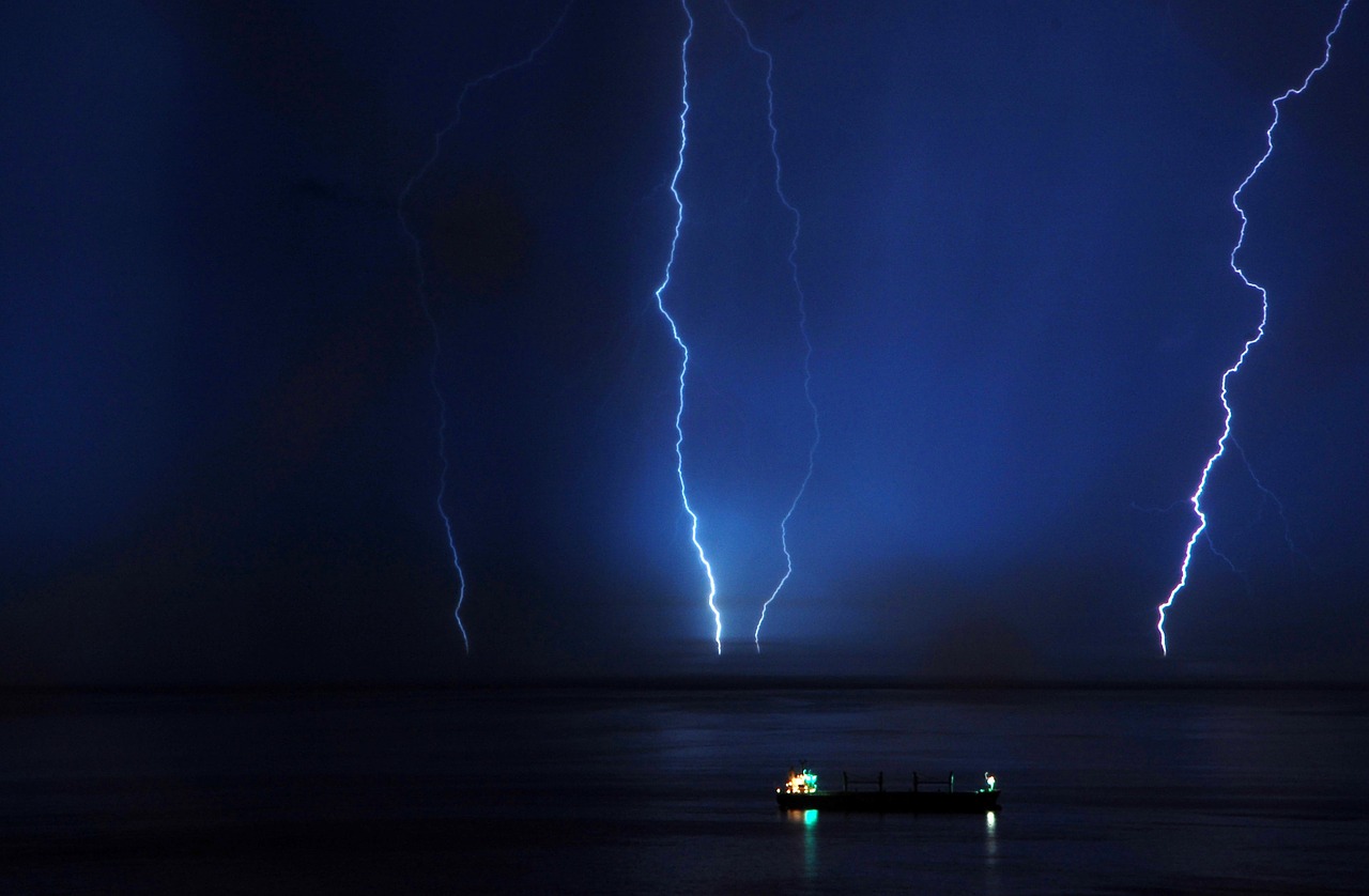 lightning, sea, sky